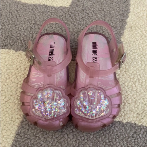 mini melissa shell sandals